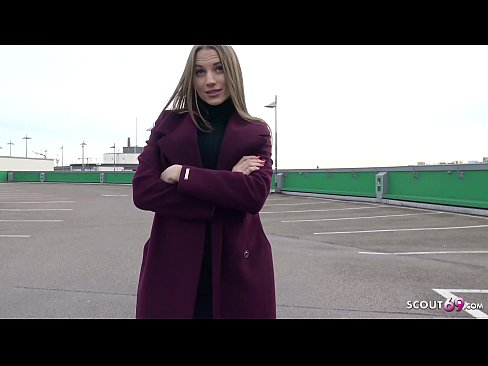 ❤️ 德国侦察员是一个梦想触摸斯蒂尔，停车场告诉和性感的钱 Sex video﹏﹏